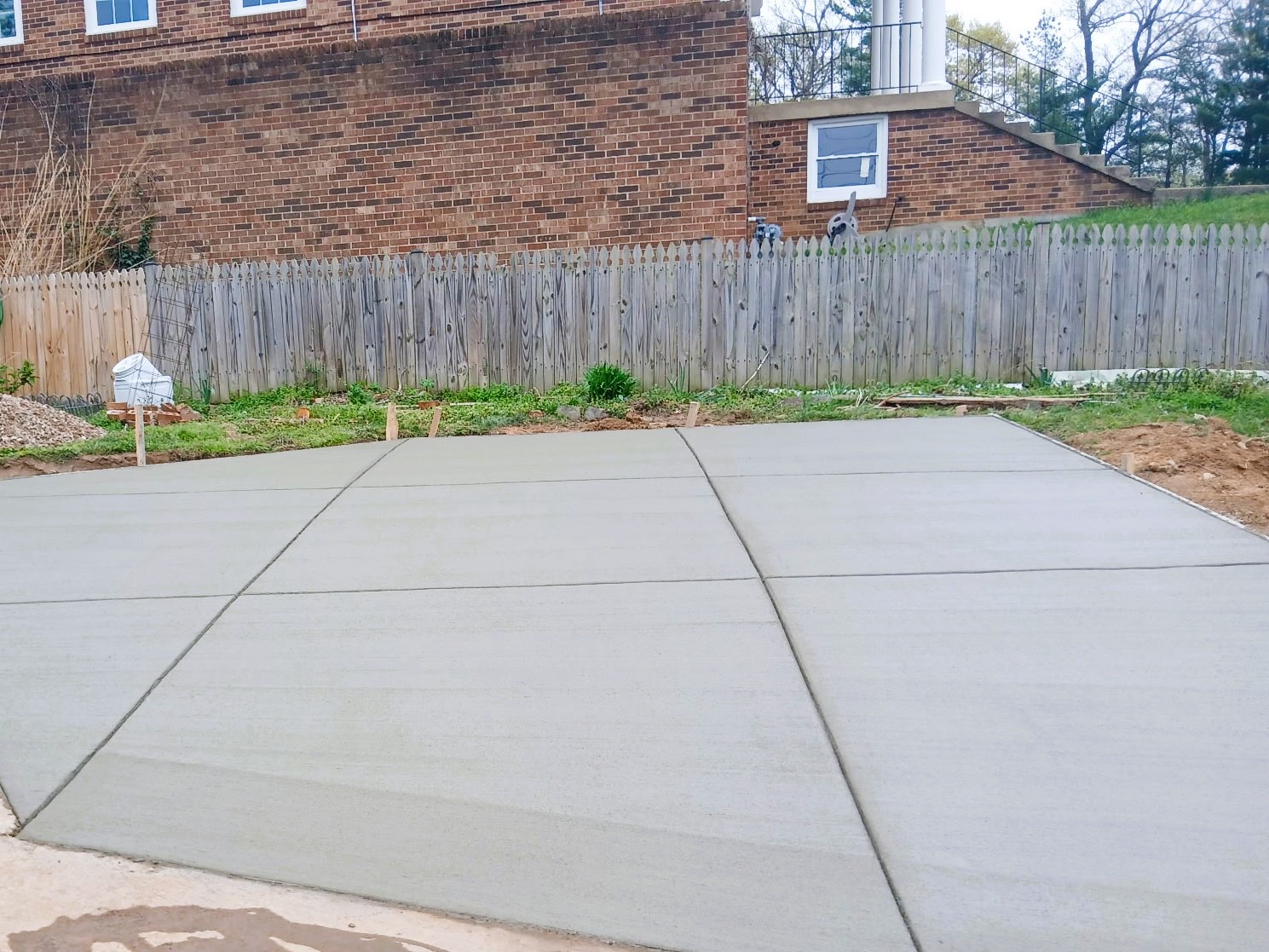 One-Day Concrete Durable Driveway Extension for a Residential Home in Fairfax, VA